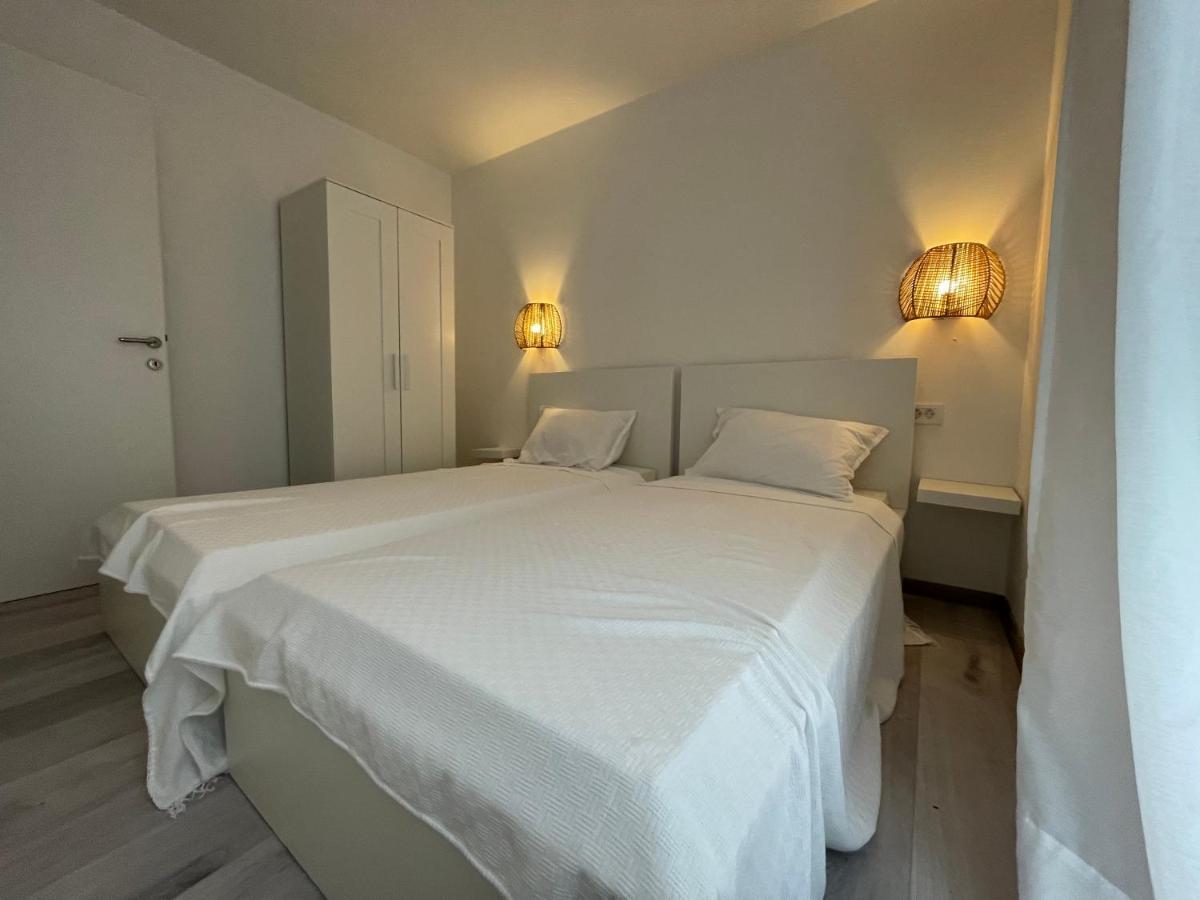Vila Regina Apartment Regina With Swimming Pool Jezera Zewnętrze zdjęcie